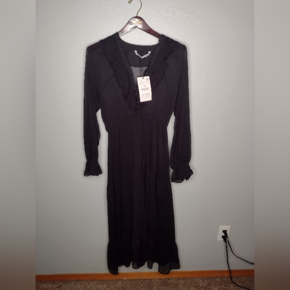 H&M Sheer Chiffon Maxi Midi Dress Medium Black Ruffles Tiered Peasant Witch A18